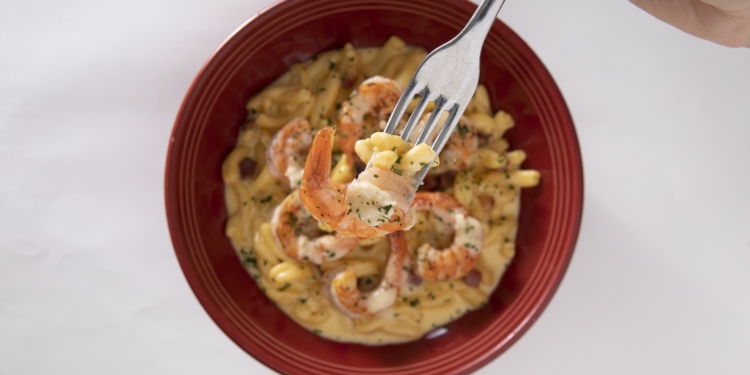 Abbraccio lança Carbonara Hits: pratos com variações modernas do tradicional molho italiano Carbonara
