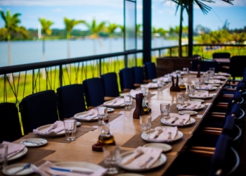 Cronograma: governador Ibaneis Rocha assina decreto com datas para reabertura de outros segmentos e volta às aulas