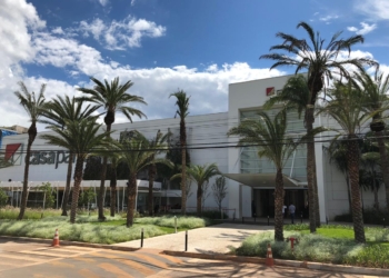 Liquidecora: já começou a temporada de descontos do casapark em mobiliários e adornos