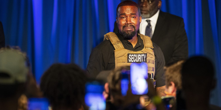 Antiaborto: Kanye West oficializa sua candidatura à presidência dos Estados Unidos e chora no comício
