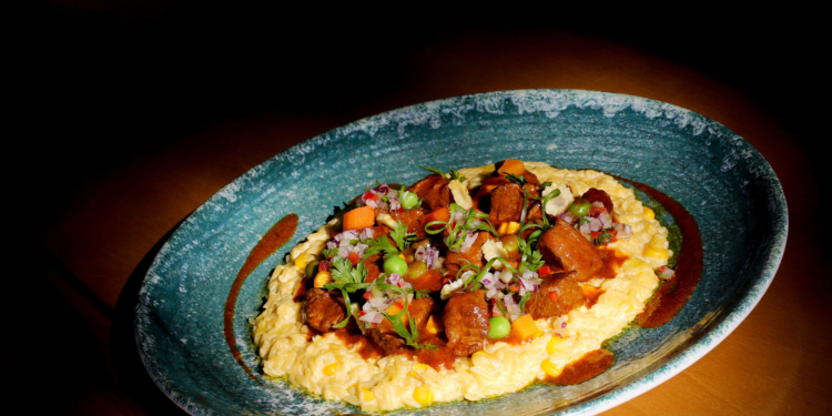 Chef do Taypá Marco Espinoza cria prato exclusivo para o Festival Brasil Sabor Delivery 2020