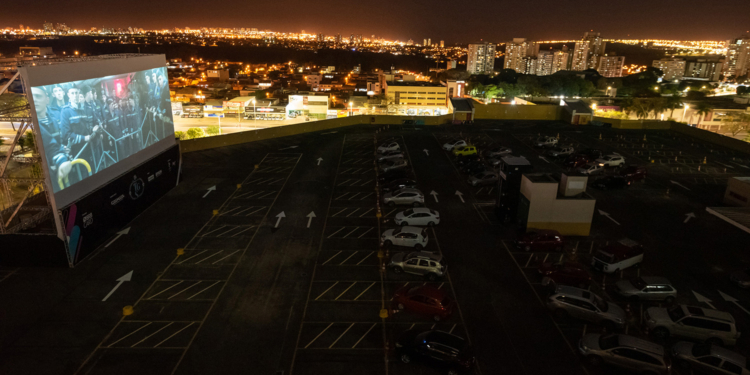 Programação de julho: Cine Drive-In Taguatinga Shopping reúne cinema e stand-ups