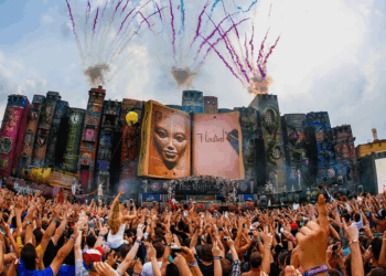 Edição digital do Tomorrowland terá transmissão em formato drive-in em São Paulo