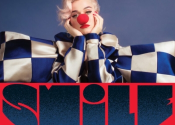 “Smile”: Katy Perry adia lançamento do álbum