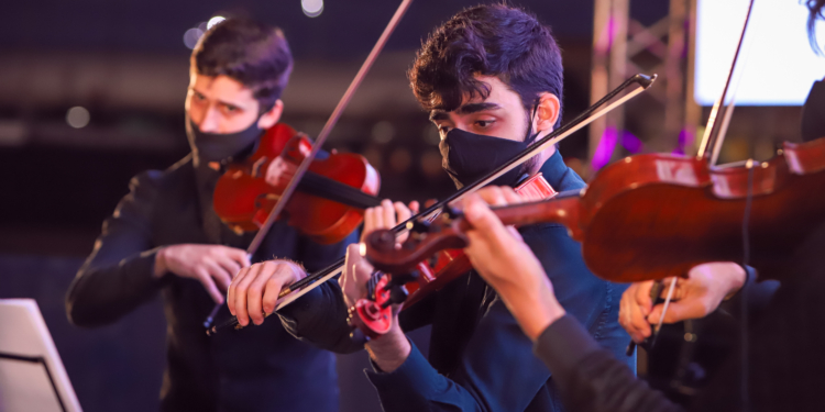 Orquestra Filarmônica de Brasília e Let it Beatles promovem noite temática no Festival Drive-in