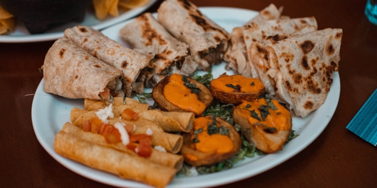 Cardápio do El Paso ganha combos de pratos-desejos do buffet