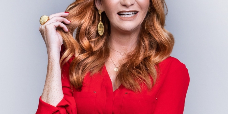 Espetáculo: sexóloga e youtuber Cátia Damasceno desembarca no Festival Drive-in