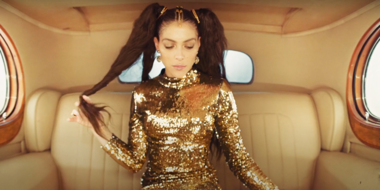 Artista trans Marcella Maia anuncia carreira musical com lançamento de single e clipe