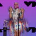 Premiados: Lady Gaga leva 5 estatuetas no VMA 2020 e ganha destaque na noite com looks e máscaras diferentes