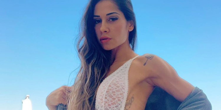 Sugar Mommy: site de relacionamento oferece assinatura para Mayra Cardi