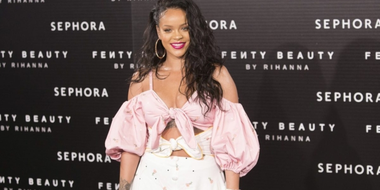 Fenty Beauty no Brasil? Isso mesmo, marca de maquiagem de Rihanna desembarca no país