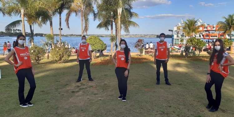 Blitz de Conscientização: Pontão orientou frequentadores a se cuidarem contra a propagação da Covid-19