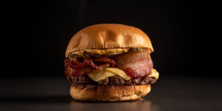Bullguer promove a Bacon Week no delivery