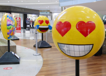 Emojis: exposição “Happy Art Parade” desperta emoções no ParkShopping
