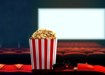 Governo do DF libera cinemas, teatros e piscinas para esporte