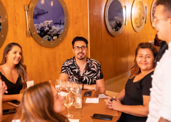 Na Asa Sul: chef Thiago Paraiso recebe imprensa e convidados para reinauguração do Ouriço Restaurante