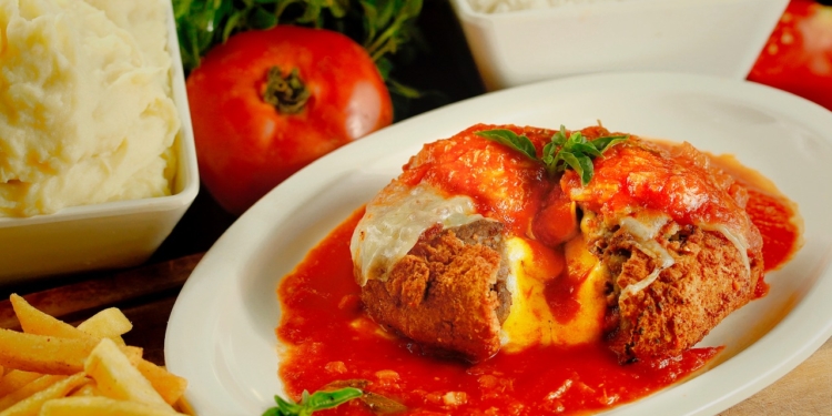 Aquela Parmê desembarca na Capital Federal