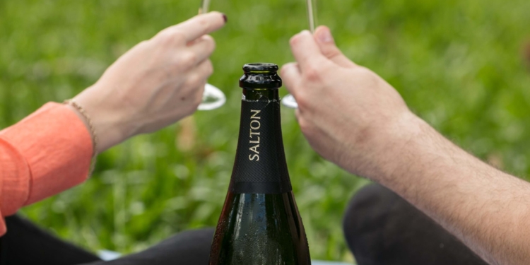 Salton: maior produtora de espumantes nacionais brinda 110 anos de história