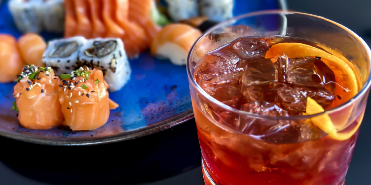 Além do saquê, Nakombi lança nova carta de drinks