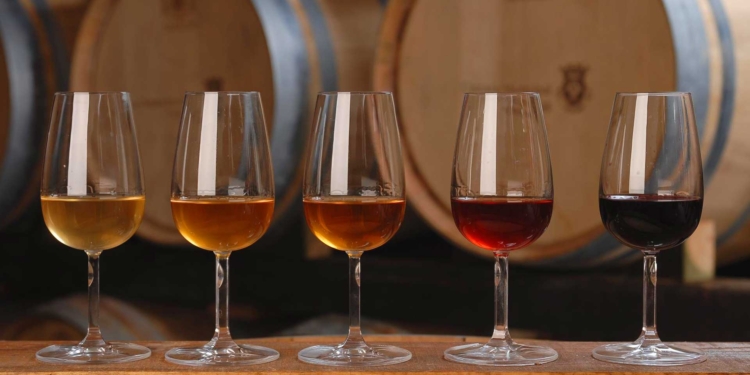 Dicas: restaurantes e adegas brasilienses celebram o Dia do Vinho do Porto nesta quinta-feira