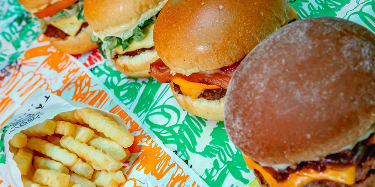 Tá Doido Burger inaugura no Sudoeste