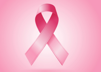 “Quanto antes melhor”: outubro rosa, mês de conscientização sobre o câncer de mama