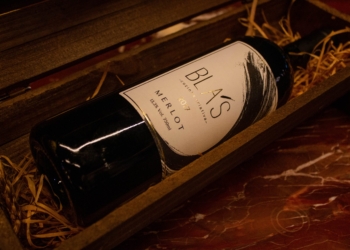 Bla’s lança rótulo de vinho e degustação de quarta a domingo