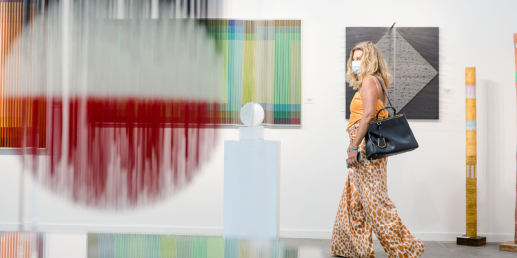 ArtRio 2020 presencial reaqueceu o mercado de arte em evento seguindo todos os protocolos de segurança