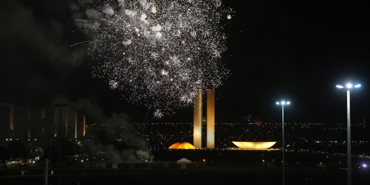 Governo do Distrito Federal suspende festas de fim de ano e carnaval