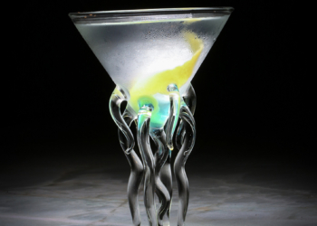 Restaurante Sagrado Mar aposta em drinques autorais e exclusivos