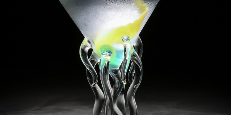 Restaurante Sagrado Mar aposta em drinques autorais e exclusivos