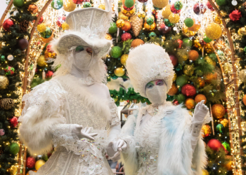 Natal do Brasília Shopping reúne festival de filmes natalinos, Fiat Toro Ultra, panettone Ofner e Papai Noel no Cine Drive-in