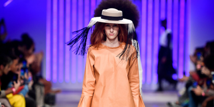 Formato digital: confira a programação de desfiles da Casa de Criadores 47