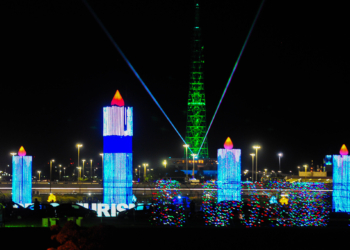 Brasília ganha Luzes de Natal no Eixo Monumental