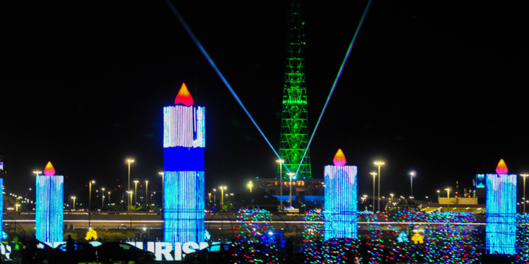Brasília ganha Luzes de Natal no Eixo Monumental