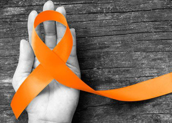 Dezembro Laranja: no mês do combate ao câncer de pele, confira dicas essenciais para utilizar o protetor solar corretamente