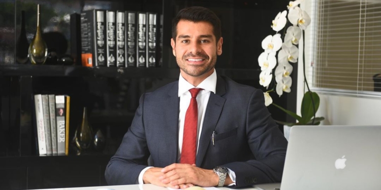 Dia Nacional do Cirurgião Plástico: Dr. Lucho Montellano comenta cinco dúvidas mais frequentes