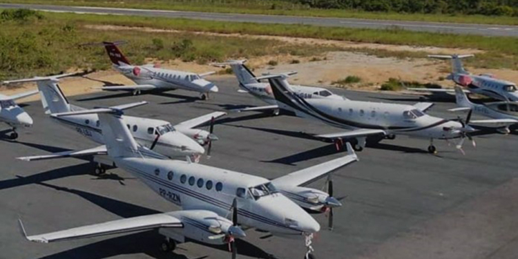Aeroporto de Trancoso tem congestionamento de jatinhos