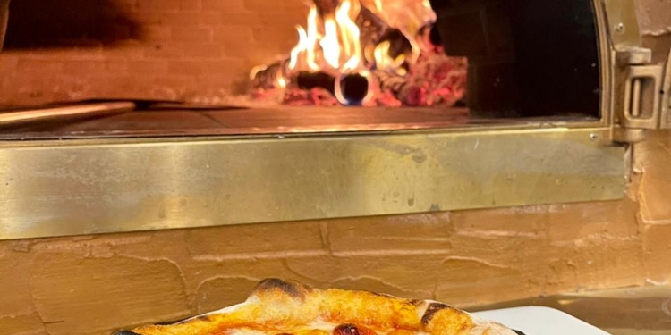 Totti Cucina lança menu de pizzas aos domingos e segundas-feiras