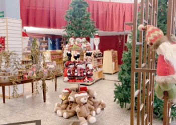 Pop-up store: Ricardo Azevedo abre loja de decoração natalina no shopping Pier 21