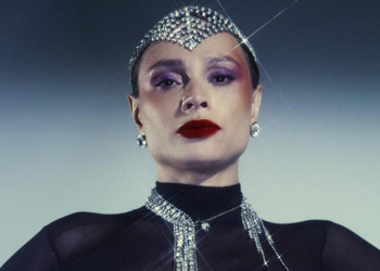 Tendência: strass promete brilhar como nas décadas de 90 e 2000