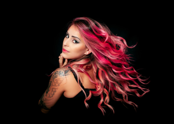 Magic Color lança linha Unicolors para público de cabelos coloridos