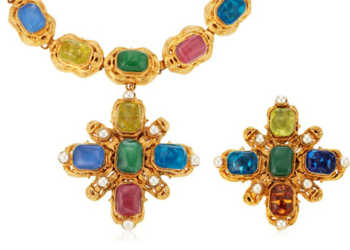 Online: joias raras da Chanel criadas por Karl Lagerfeld serão leiloadas este mês