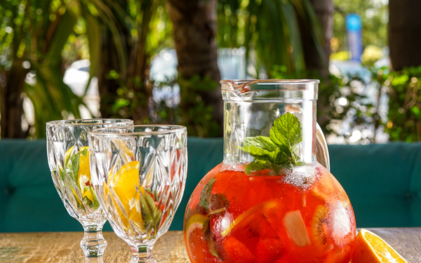 É verão no Pontão! Confira onde degustar drinques refrescantes para curtir a temporada