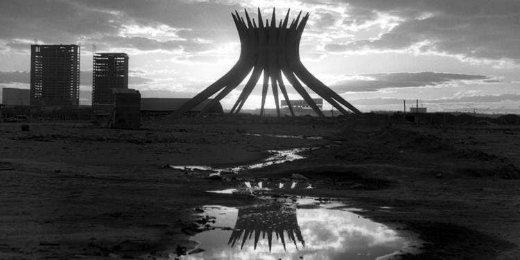 Última semana: exposição “Brasília Museu Aberto” realiza projeção em paineis do Aeroporto