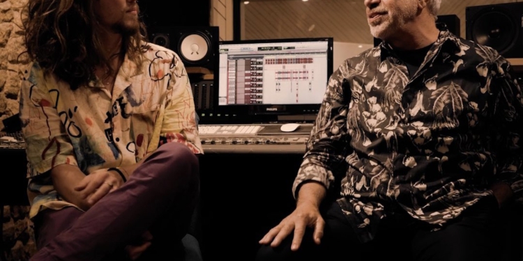 Músicos lançam hits em homenagem a chegada da vacina no Brasil