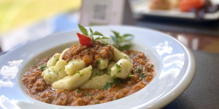Ares italianos: restaurante Seu Jambu oferece tradicional Nhoque da Fortuna com sabores diferentes