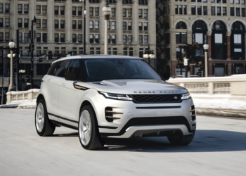 Land Rover apresenta nova linha 2021: Discovery Sport e Range Rover Evoque