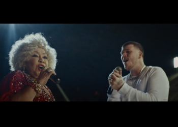 #CamaroteBrahmaemCasa: Alcione e Ferrugem cantam no Sambódromo vazio para programação especial de 28 desfiles históricos