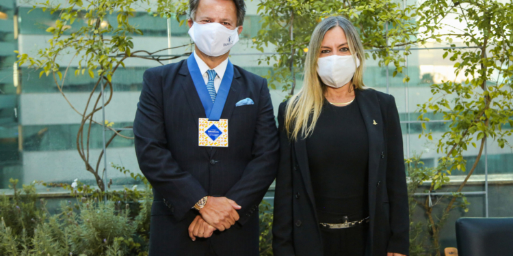 Fabiano Cunha Campos recebe Menção Honrosa no Prêmio Brasília: o Novo Olhar do Turismo